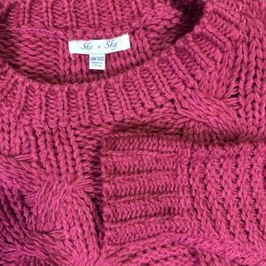 She + Sky Sweater Women's One Size Pink‎ Fisherman Knit Chunky Distressed Bottom